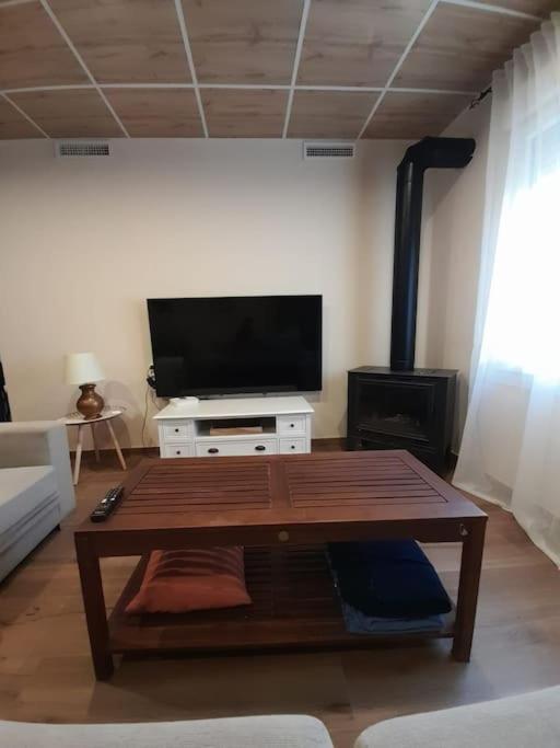Вилла Vivienda Turistica Vino Tinto Almonacid de Toledo Экстерьер фото